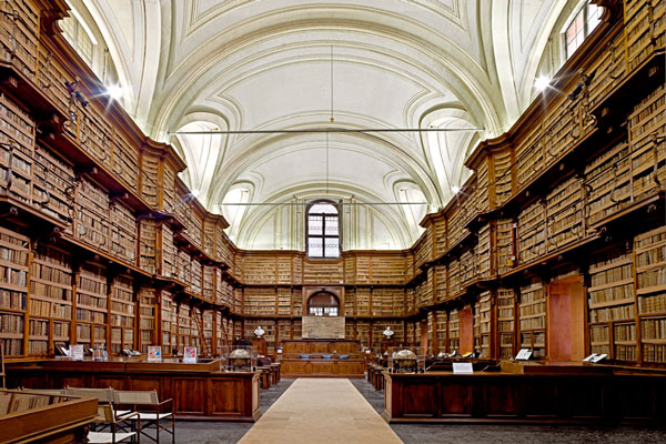 Библиотека Ангелика, Рим, Италия